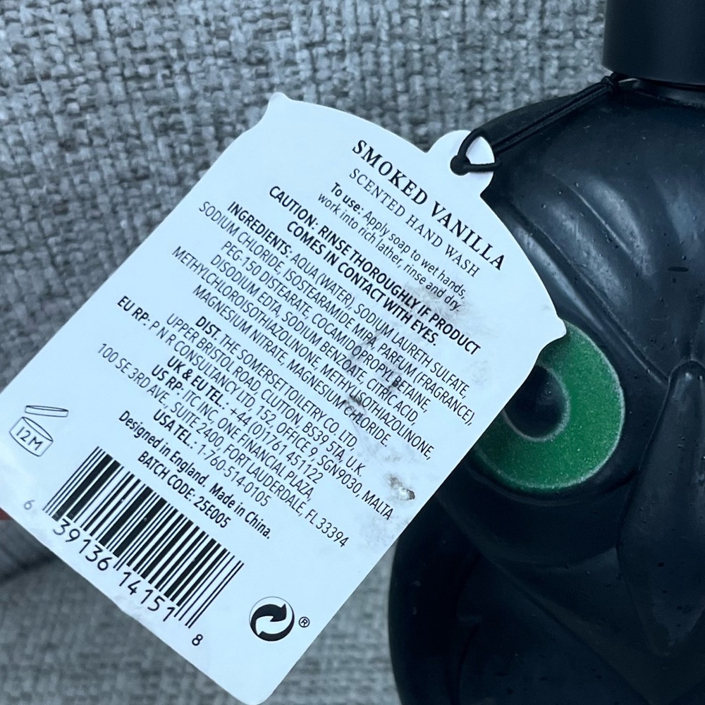 NWT ⚜️🖤⚜️ Asquith Somerset Halloween Smoke Vanilla scented hand soap - Picture 8 of 10